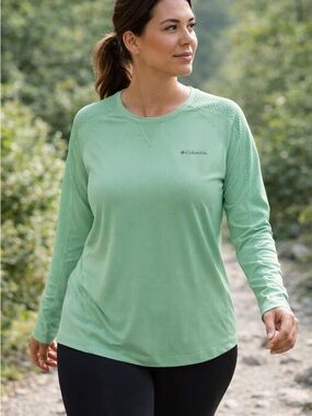 Columbia Mint Green Omni-Wick Long Sleeve Athletic Top XL